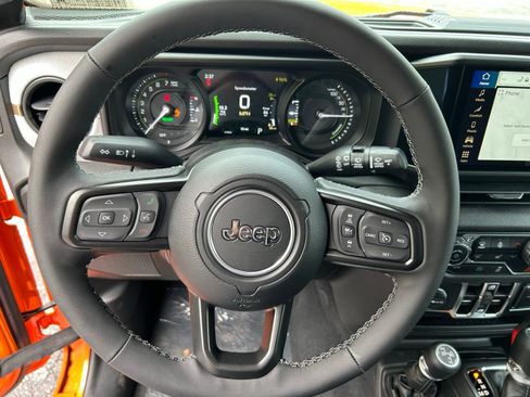 New 2025 Jeep Wrangler Unlimited Sport S 4xe w/ Convenience Group AWD/4WD image 14