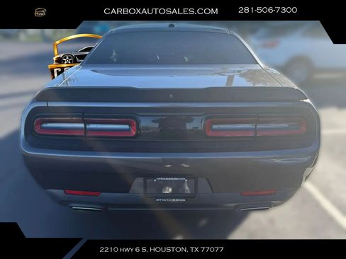 Used 2021 Dodge Challenger SXT w/ Blacktop Package RWD image 4
