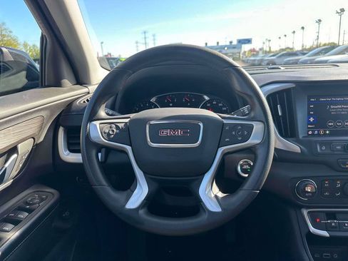 Used 2022 GMC Terrain SLE w/ Driver Convenience Package AWD/4WD image 14