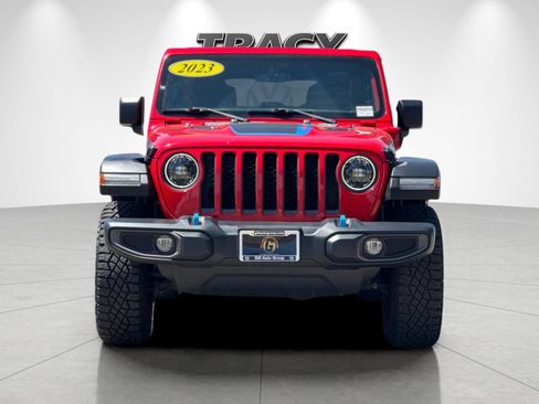 Used 2023 Jeep Wrangler Unlimited Rubicon 4xe w/ Cold Weather Group AWD/4WD image 9