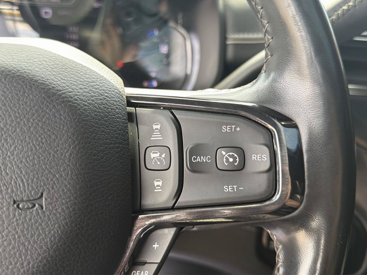 Used 2024 RAM 2500 Limited AWD/4WD image 15