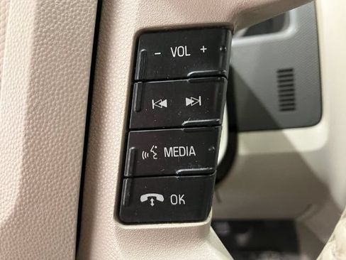 Used 2009 Ford Escape Limited AWD/4WD image 25