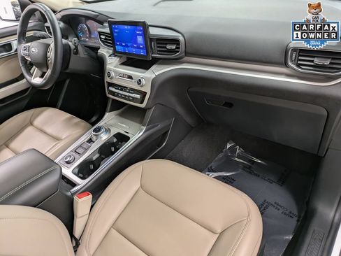 Used 2023 Ford Explorer XLT w/ Equipment Group 202A AWD/4WD image 30
