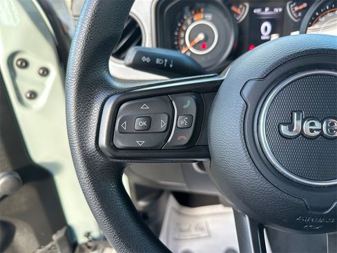 Used 2024 Jeep Wrangler Sport image 21