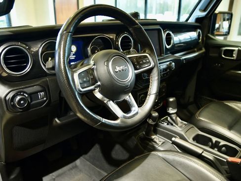 Used 2023 Jeep Wrangler Unlimited Rubicon 392 w/ Xtreme Recon 35" Tire Package AWD/4WD image 16