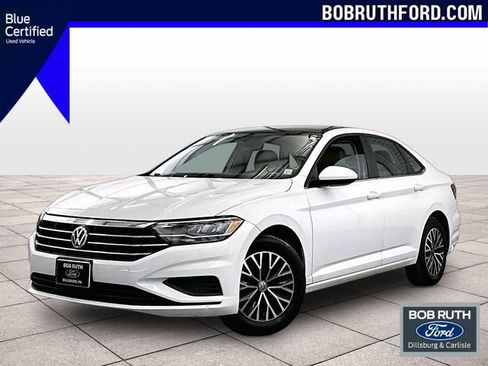 Used 2020 Volkswagen Jetta SE w/ SE Cold Weather Package FWD image 1