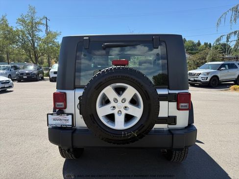 Used 2010 Jeep Wrangler Sport AWD/4WD image 6