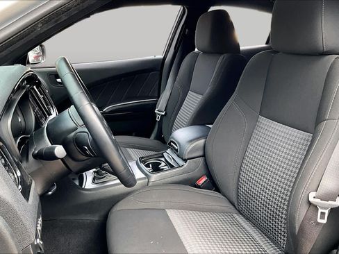 Used 2023 Dodge Charger SXT w/ Blacktop Package RWD image 8