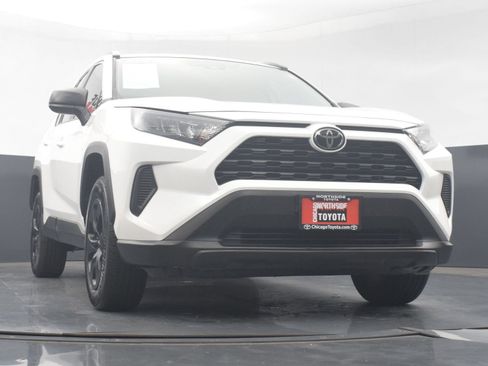 Used 2021 Toyota RAV4 LE FWD image 28