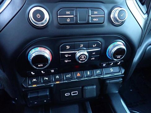 Used 2019 GMC Sierra 1500 AT4 w/ AT4 Premium Package image 23