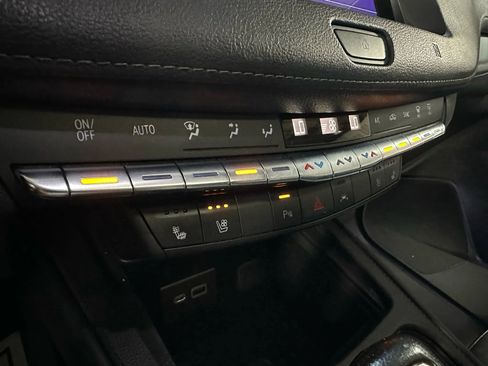 Used 2019 Cadillac XT4 Premium Luxury image 25