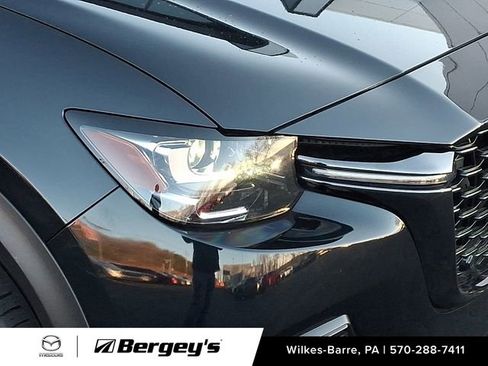 Certified 2025 MAZDA CX-70 Plug-In Hybrid w/ Premium Pkg image 11