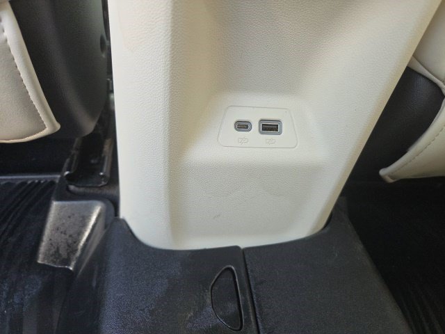 Used 2021 Buick Envision Essence FWD image 42