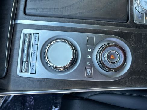 Used 2024 Genesis GV80 2.5T image 17