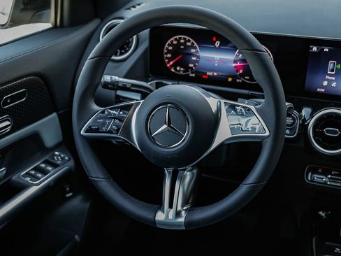 New 2026 Mercedes-Benz GLA 250 4MATIC image 13