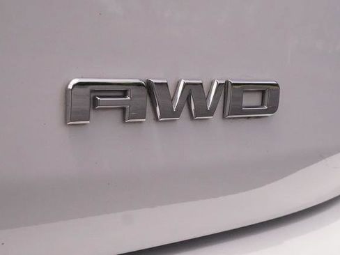 Used 2020 GMC Terrain SLE AWD/4WD image 38