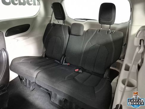 Used 2023 Chrysler Voyager LX FWD image 23