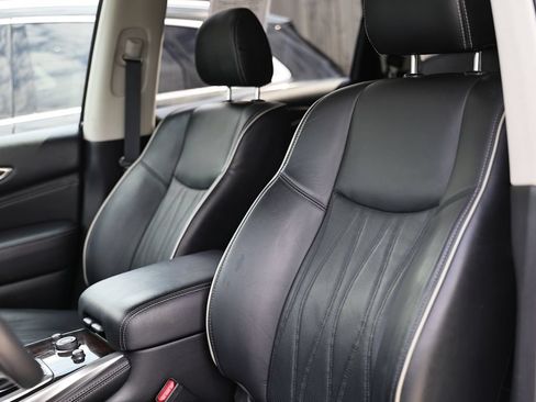 Used 2019 INFINITI QX60 Luxe w/ Sensory Package AWD/4WD image 22