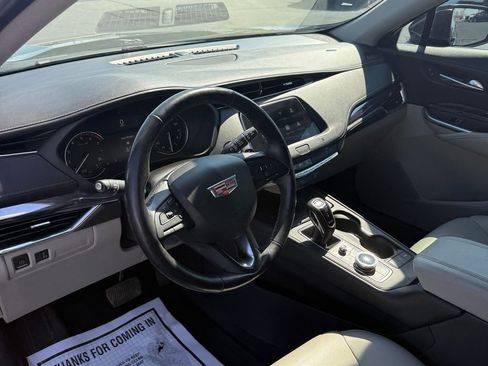 Used 2019 Cadillac XT4 Luxury w/ Cold Weather Package image 56