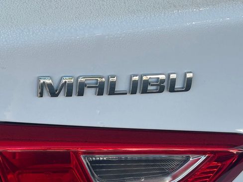 Used 2025 Chevrolet Malibu LT image 22