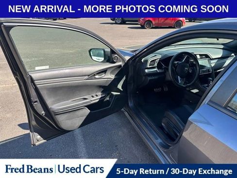 Used 2019 Honda Civic Sport image 7