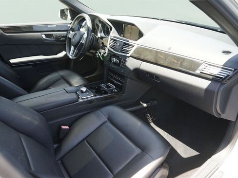 Used 2013 Mercedes-Benz E 350 Sedan image 18