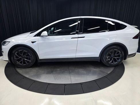 Used 2022 Tesla Model X AWD/4WD image 8