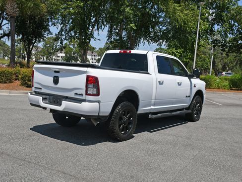 Used 2024 RAM 2500 Big Horn w/ Night Edition AWD/4WD image 4
