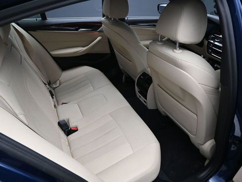 Used 2023 BMW 530i xDrive w/ Convenience Package AWD/4WD image 30