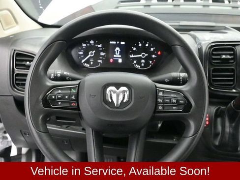 Used 2025 RAM ProMaster 2500 w/ Convenience Group image 18