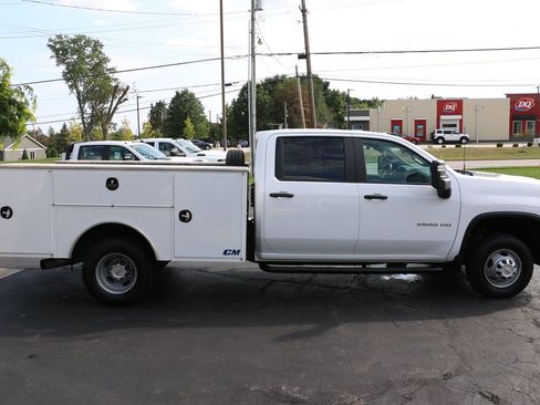 Used 2025 Chevrolet Silverado 3500 W/T w/ WT Convenience Package AWD/4WD image 6