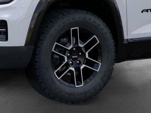 New 2026 GMC Terrain AT4 AWD/4WD image 9