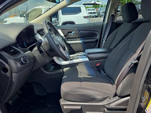 Used 2013 Ford Edge SE FWD image 10