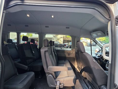 Used 2021 Ford Transit 350 XLT RWD image 28