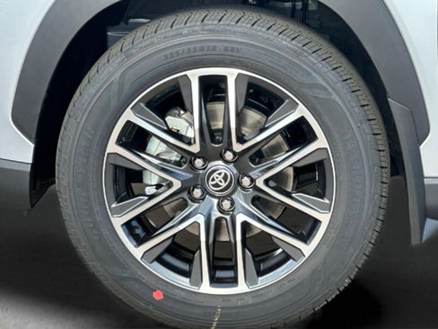 New 2026 Toyota Corolla Cross XLE FWD image 12