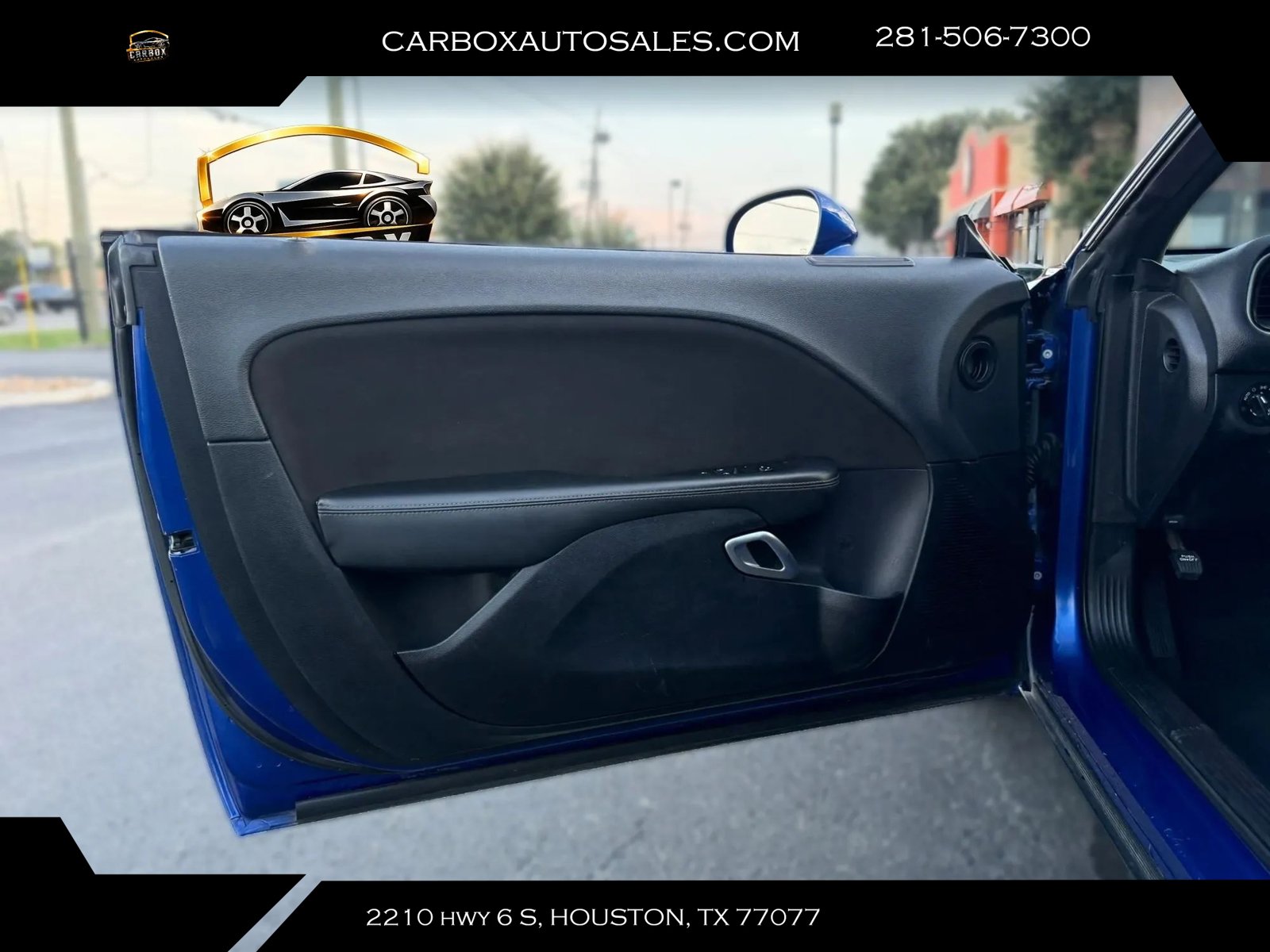 Used 2020 Dodge Challenger SXT w/ Blacktop Package RWD image 19