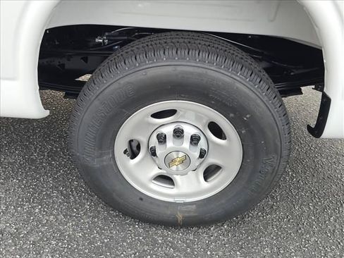 New 2025 Chevrolet Express 2500 w/ Driver Convenience Package image 15