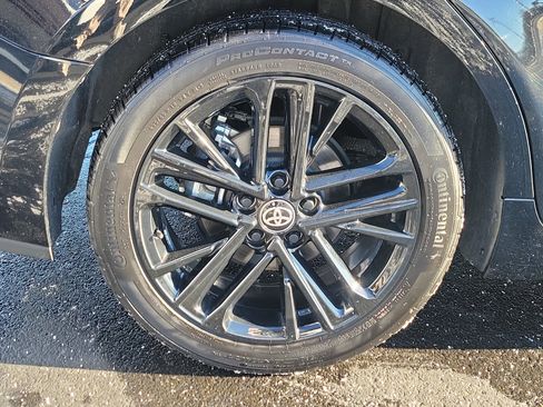 Certified 2025 Toyota Camry SE image 6