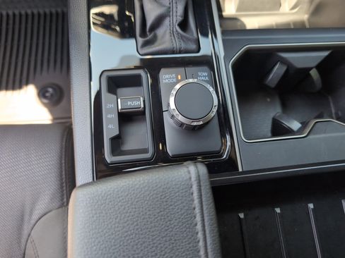 Certified 2025 Toyota Tundra SR5 w/ SR5 Convenience Package image 36