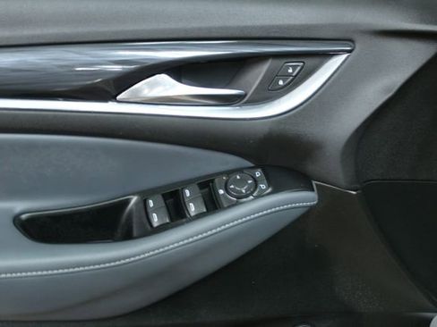 Used 2024 Buick Enclave Essence w/ Experience Buick Package image 14