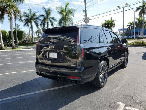 Certified 2023 Cadillac Escalade V AWD/4WD image 23