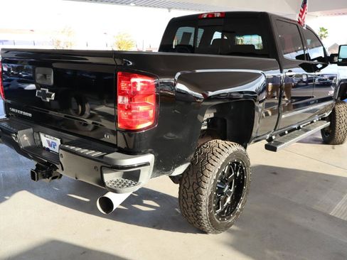 Used 2019 Chevrolet Silverado 2500 LT w/ Custom Sport Edition image 6