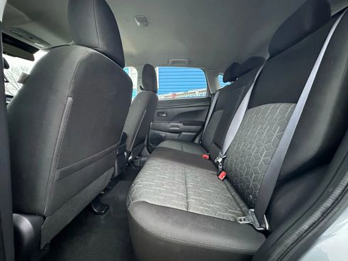 Used 2023 Mitsubishi Outlander Sport S Sport Utility 4D image 15