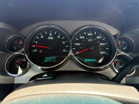 Used 2008 Chevrolet Silverado 1500 LT AWD/4WD image 12