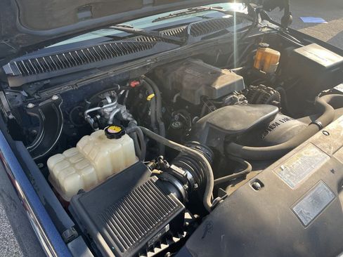 Used 2000 Chevrolet Tahoe LS w/ LS Preferred Equipment Group image 21