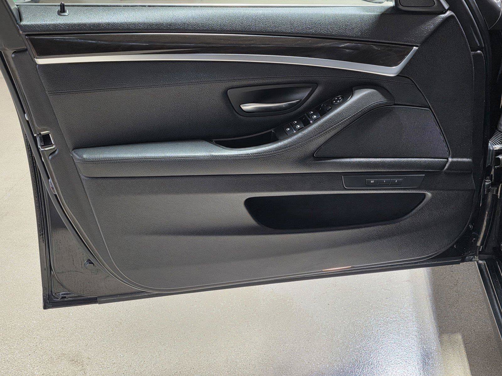Used 2015 BMW 528i Sedan RWD image 20