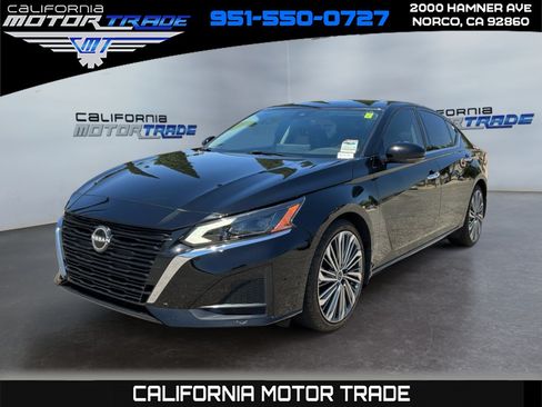 Used 2023 Nissan Altima 2.5 SL FWD image 1