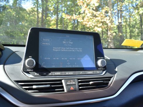 Used 2020 Nissan Altima 2.5 S image 11