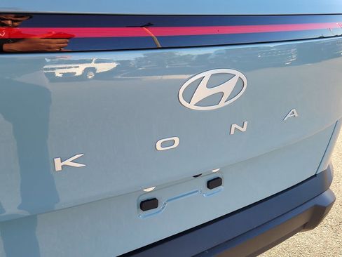 Used 2024 Hyundai Kona SEL image 6