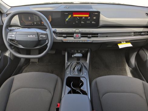 New 2026 Kia K4 LX FWD image 16